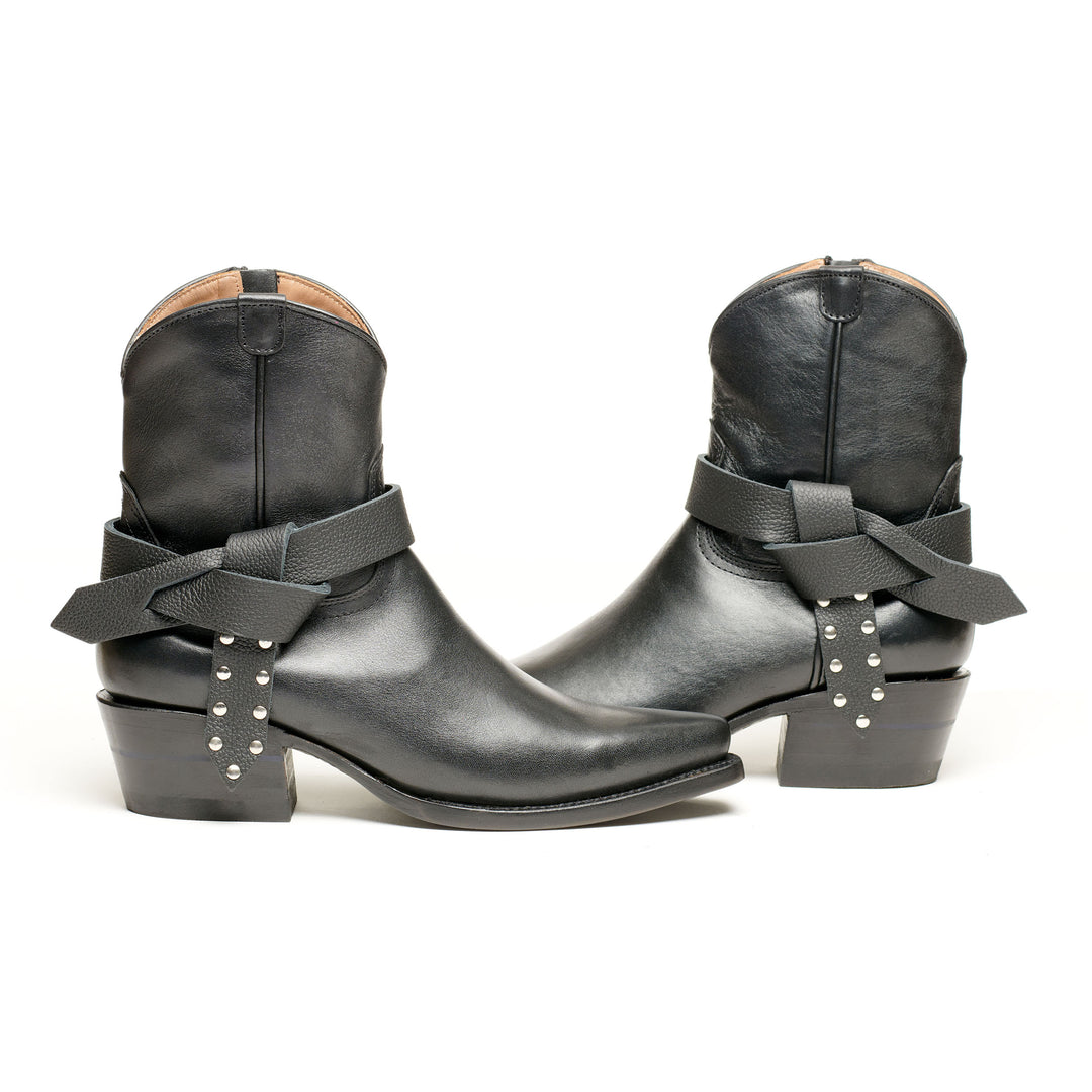 Friesian Dressage Black