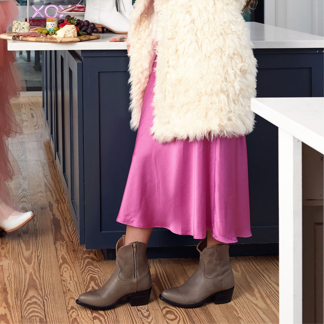 The Rainey women's ankle boot in Runaway Burro Gray