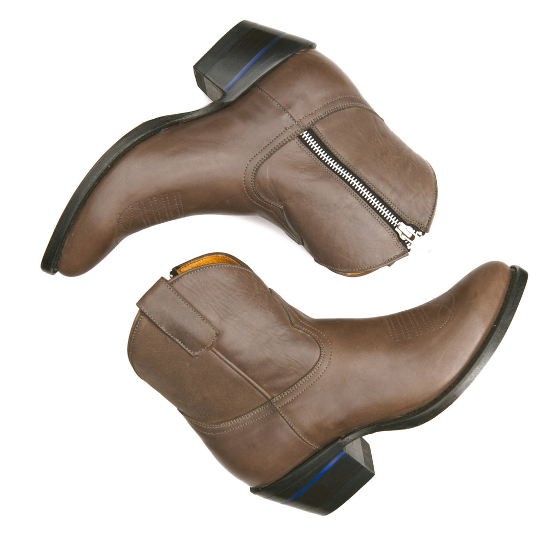 The Rainey women's ankle boot in Runaway Burro Gray