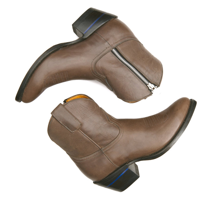 The Rainey women's ankle boot in Runaway Burro Gray